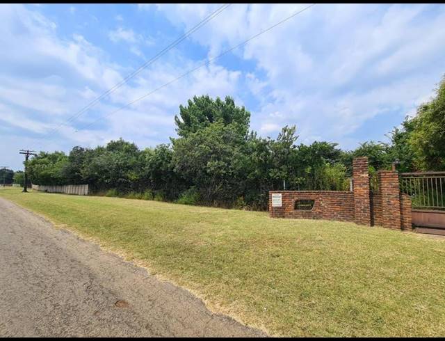 FARM FOR SALE IN MOOILANDE